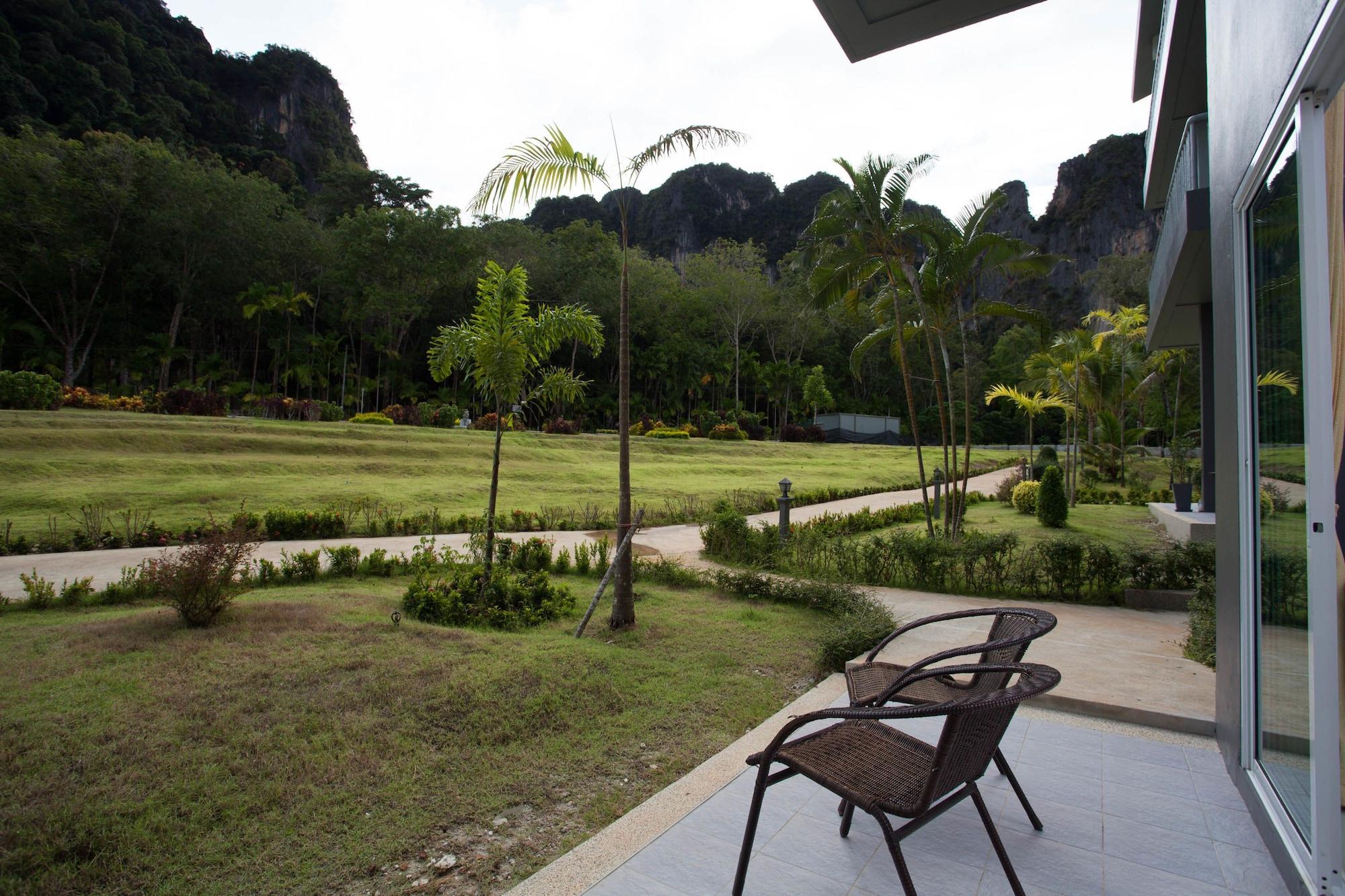 Arawan Krabi Beach Resort Ao Nam Mao Exterior photo