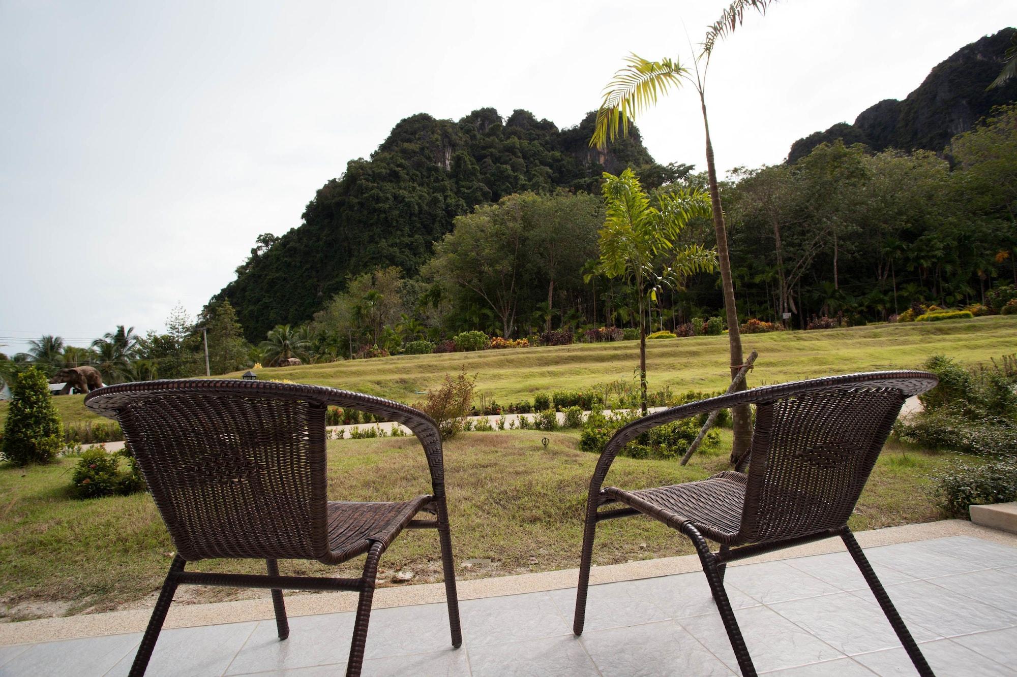 Arawan Krabi Beach Resort Ao Nam Mao Exterior photo